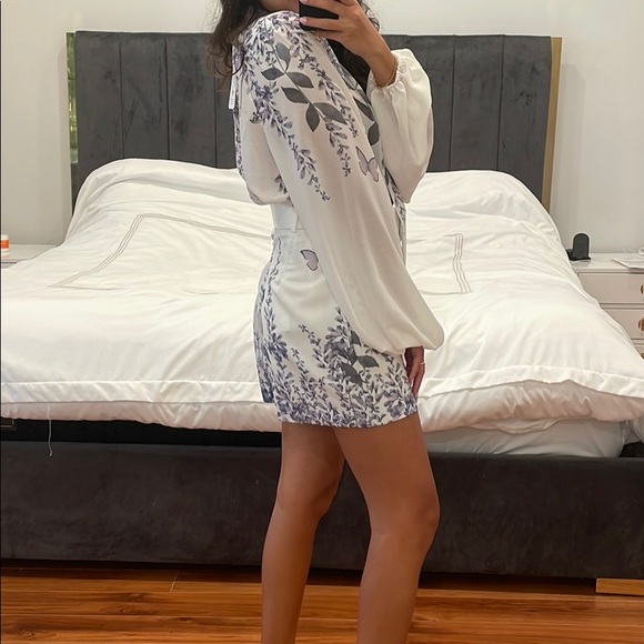 Purple Butterfly Print White Set - Picture 5 of 8